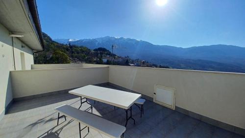 Caramanico Terme Apartment | the house on the Orfento