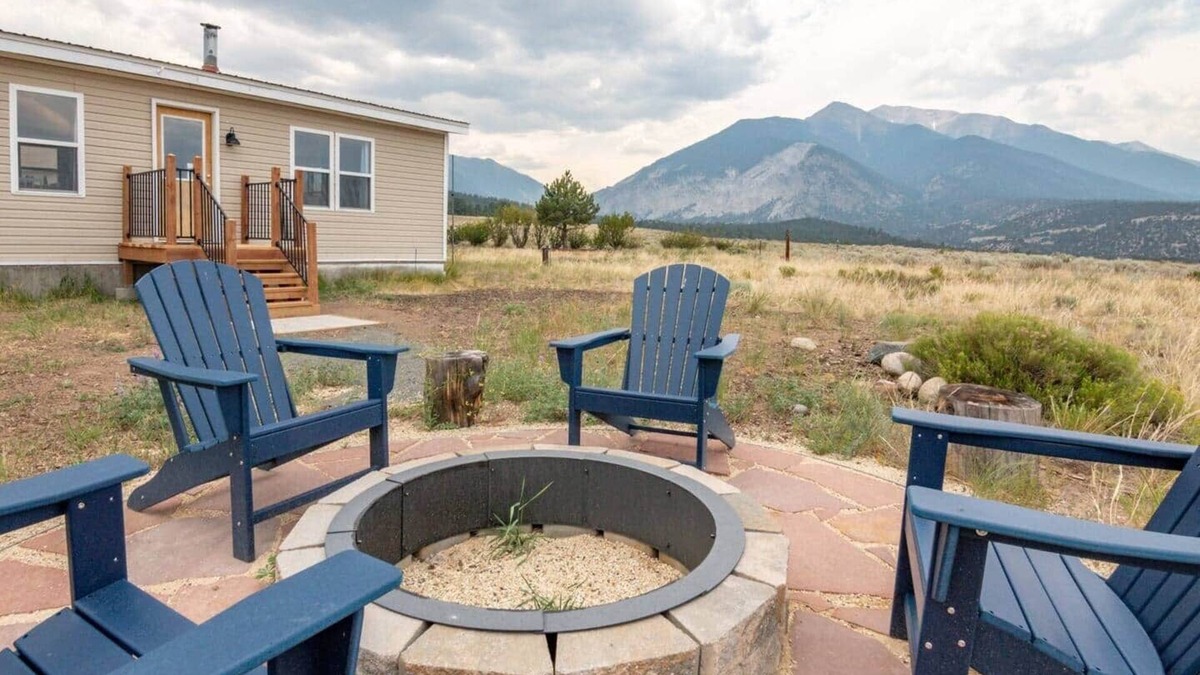 Nathrop House | The House On The Road Less Traveled