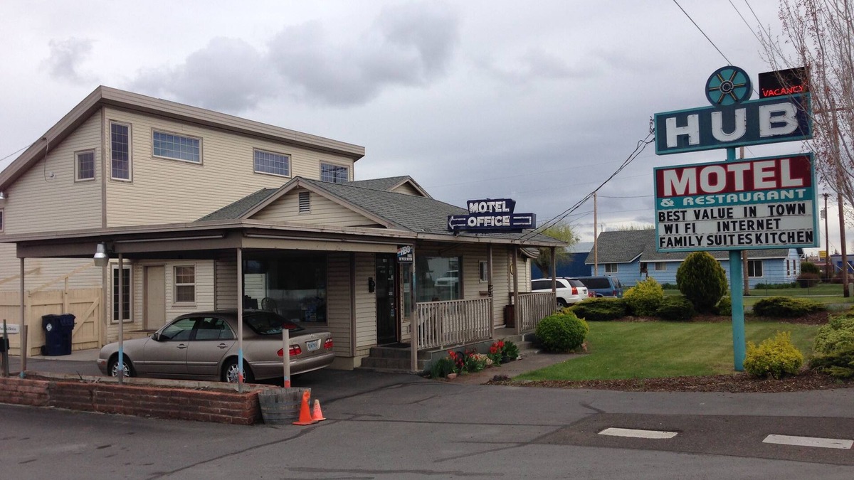 Redmond Hotel | The Hub Motel