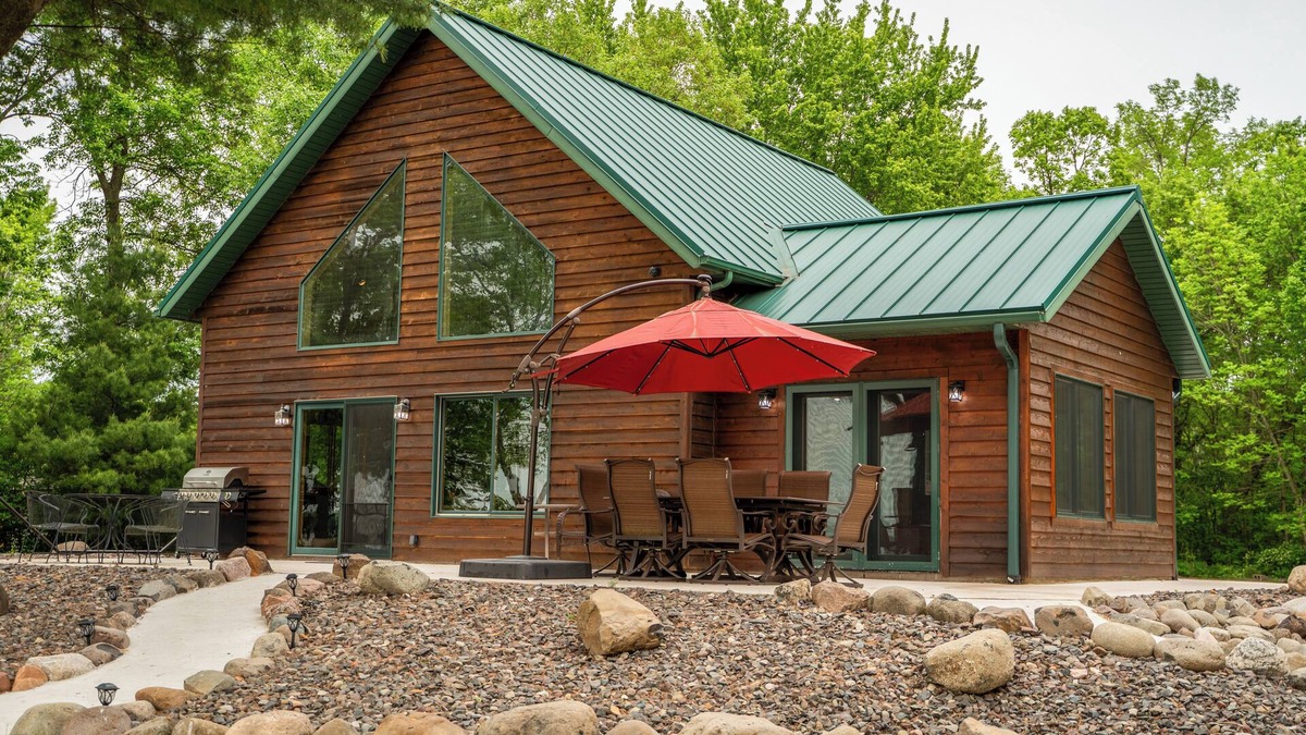 Siren Cottage | The Hummingbird Hideaway