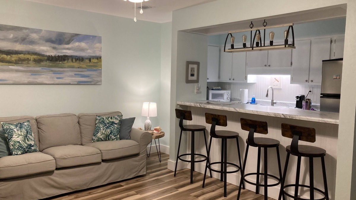 Holiday Beach Condo | The “I Never Want To Leave” Stay - Entire Condo