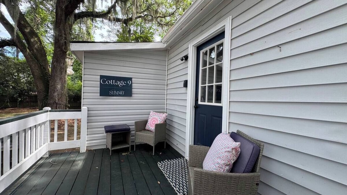 Beaufort Cottage | The Idle Oak - Sleeps 4 - Central Location!