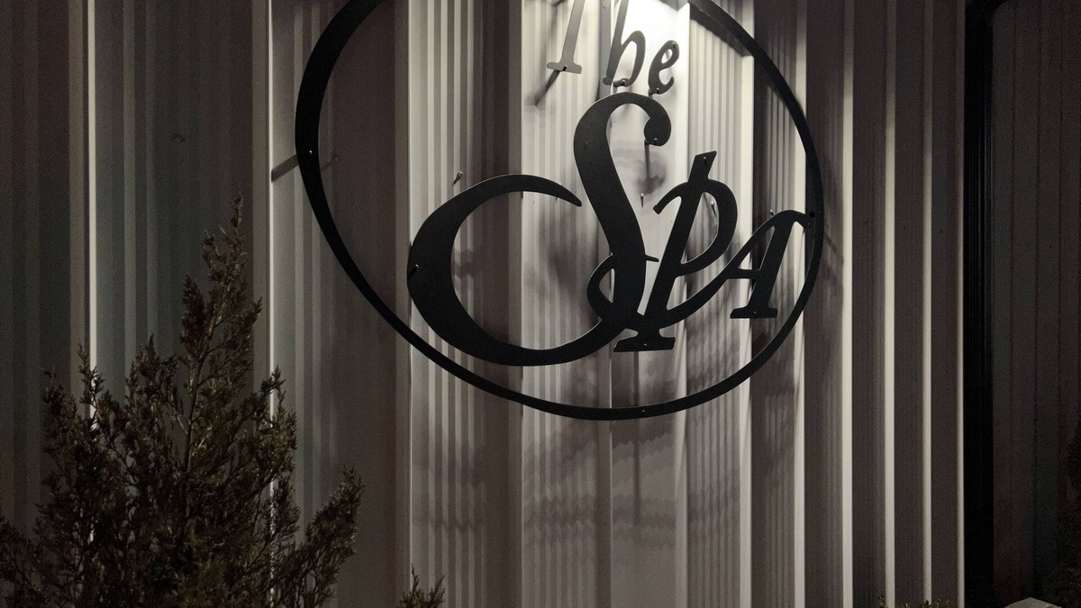 Rochester Apartment | “The Inn at the Spa” on-site EV charging