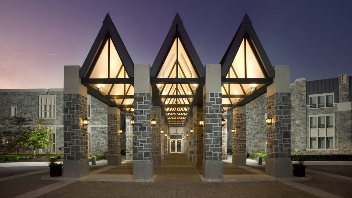 Blacksburg Hotel | The Inn at Virginia Tech and Skelton Conference Center