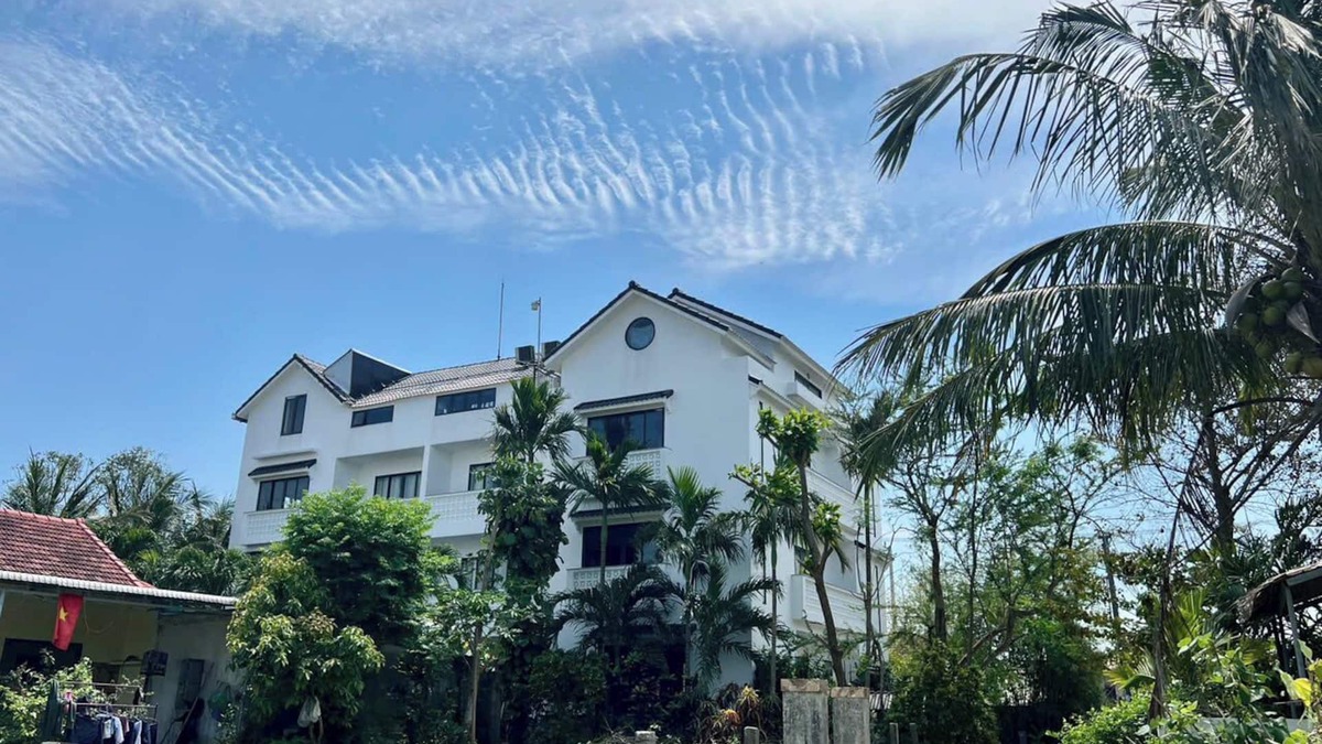 Tra Que Vegetable Village Villa | The Interlude Art Retreat