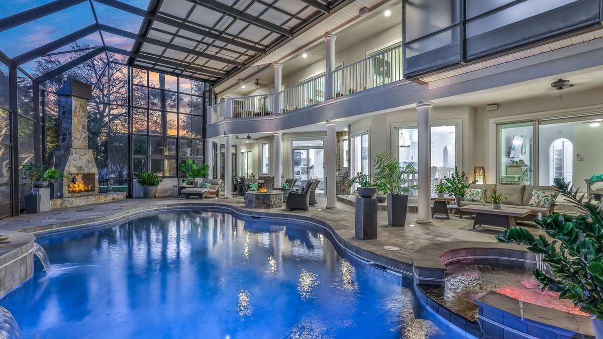 Northside House | The Island Estate! Heated Salt Pool/Spa On The St John’s River! 9 Min To Beach!