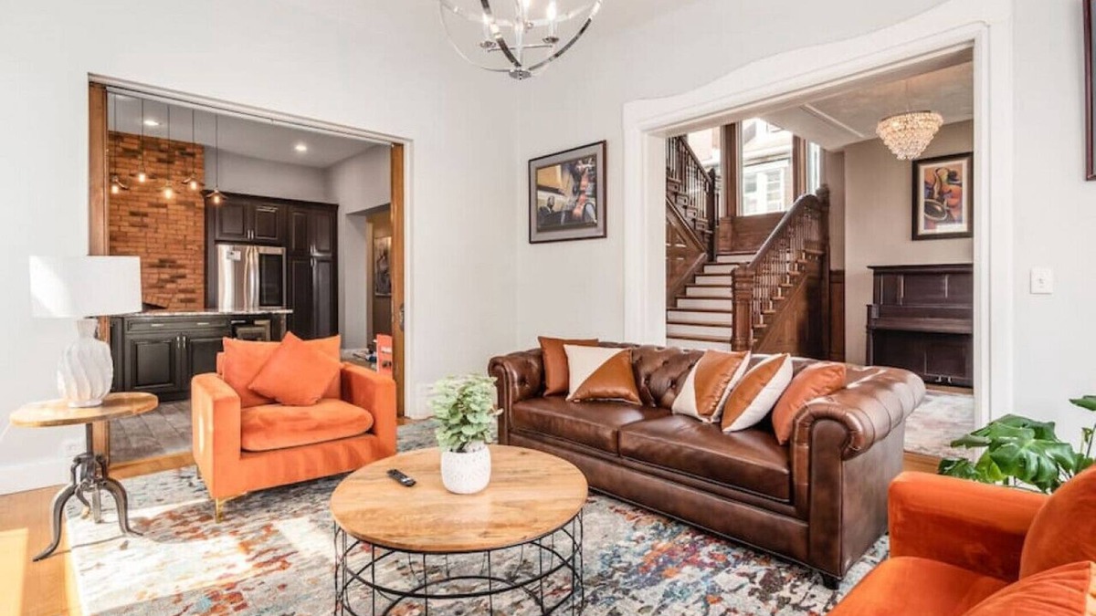Near East Columbus House | The Jazz and Blues Executive Mansion on Miami