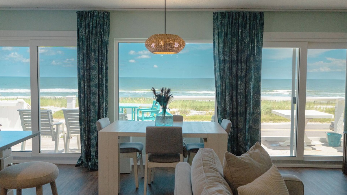 Flagler Beach House | The Jersey Girl, 2/2 with stunning ocean views!