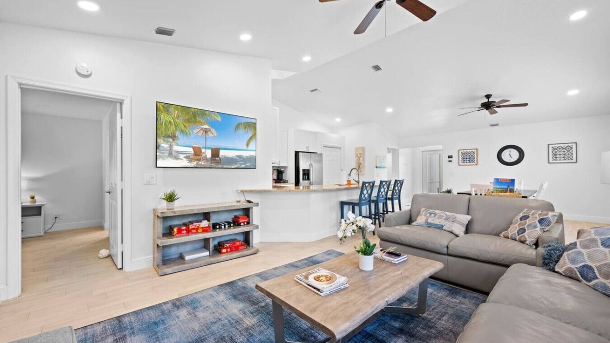 The Island House | The Jupiter Hideaway