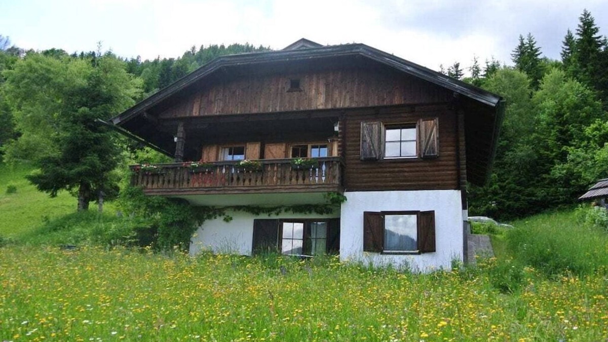 Ferlach House | The Karl Anton Hütte