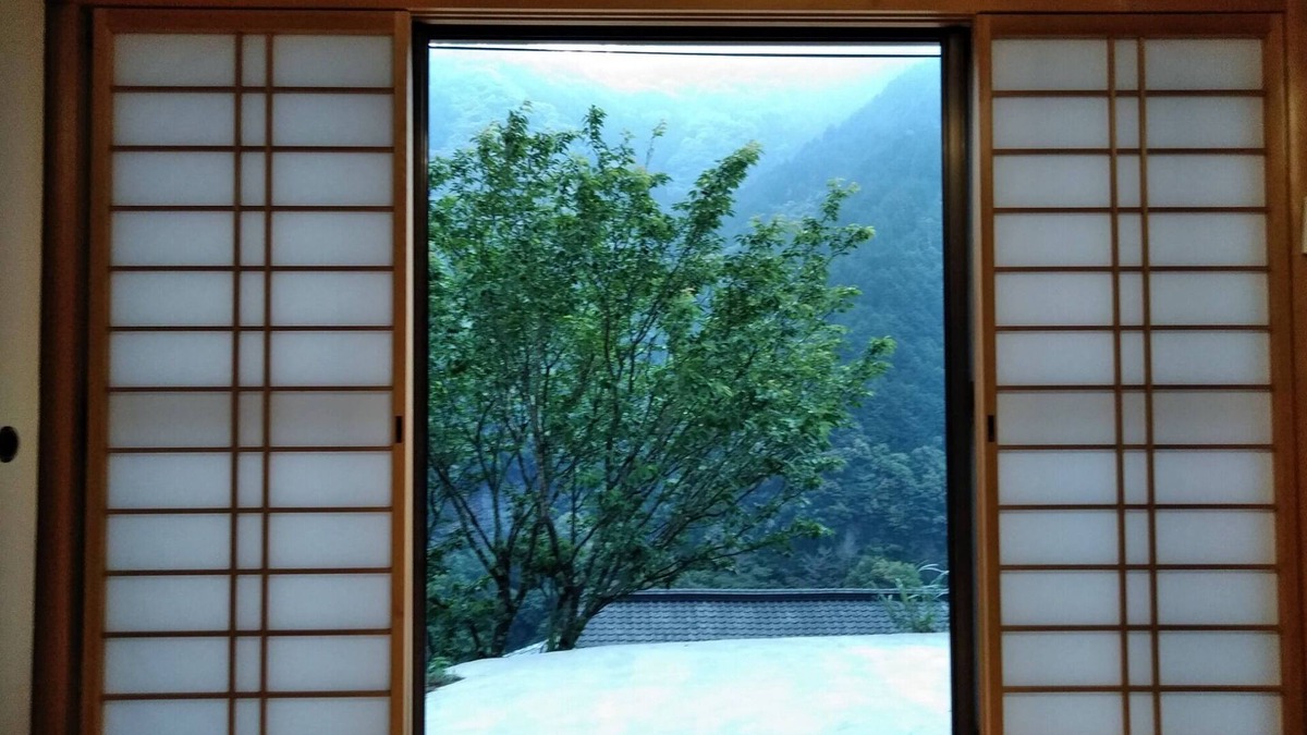 Shikokuchuo House | The KeiHouse in the mountains surrounded by the sounds of nature where pets are also allowed /Shikokuchuo Ehime