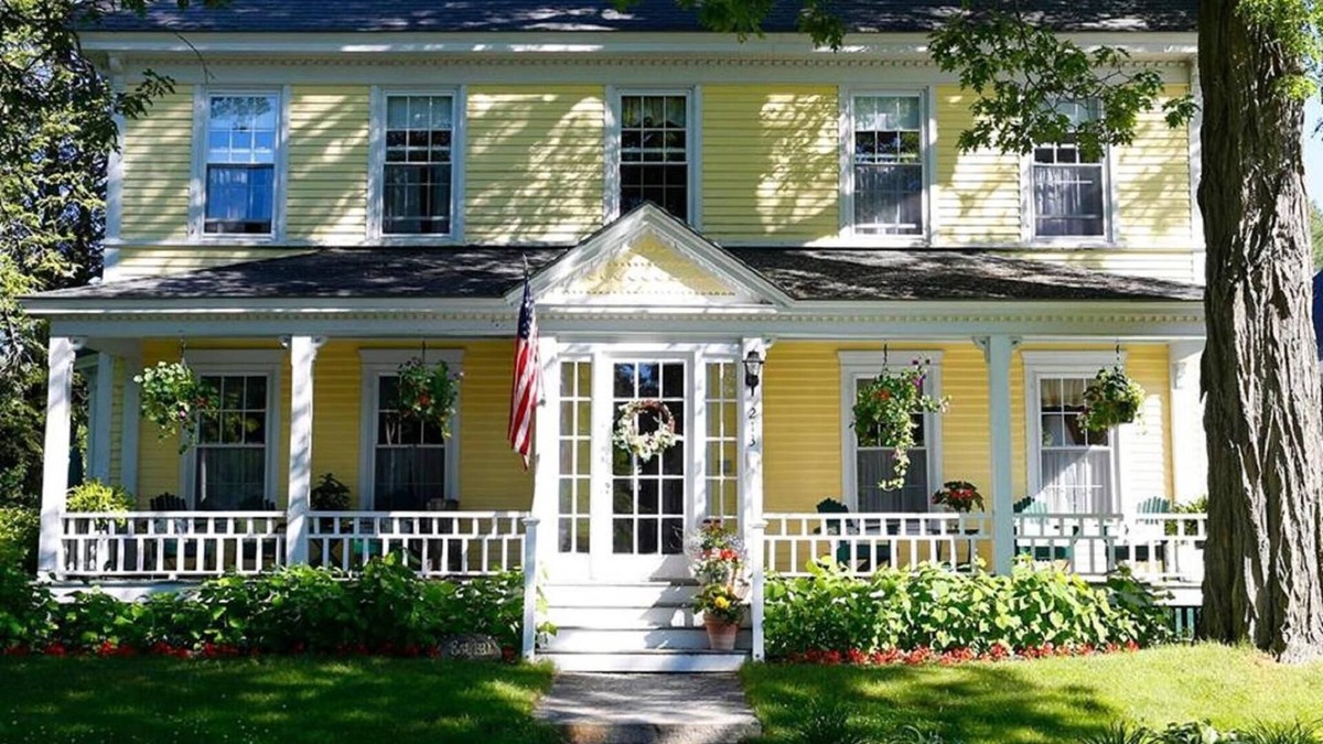 Freeport Bed & Breakfast | The Kendall Inn