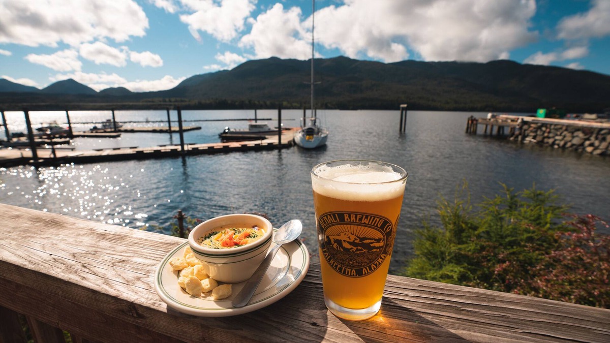Ketchikan Hotel | The Ketch Inn