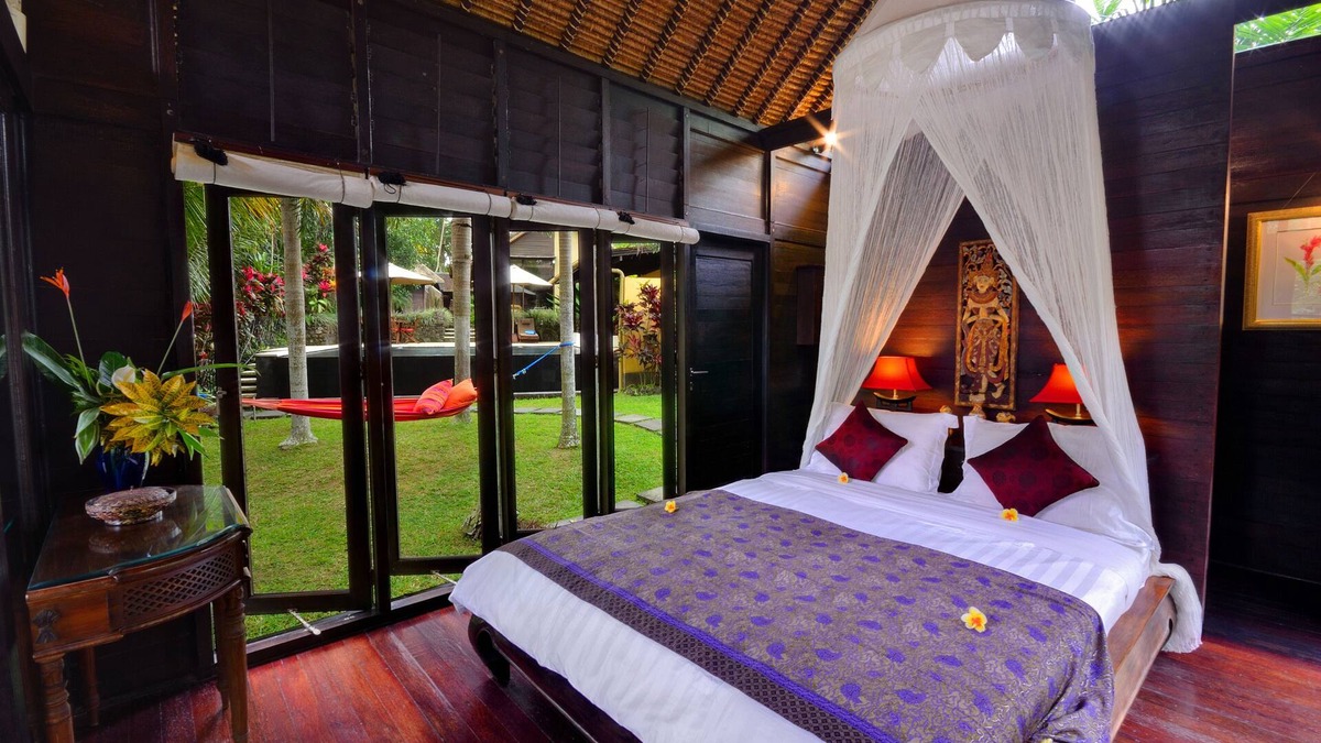 Melayang Villa | THE KINGFISHER at Jendela di Bali | A Romantic Retreat in the Hills near UBUD