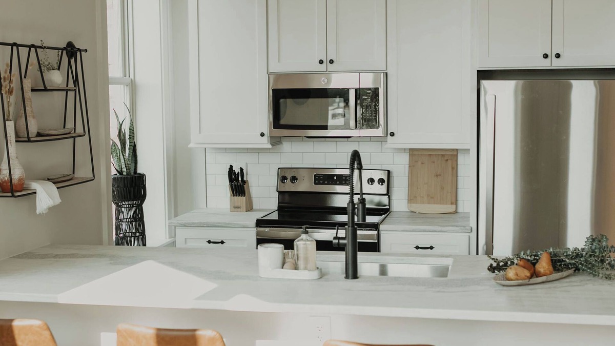 Camden Apartment | The Kirkwood Suite. Recently renovated with an Iconic view of downtown.