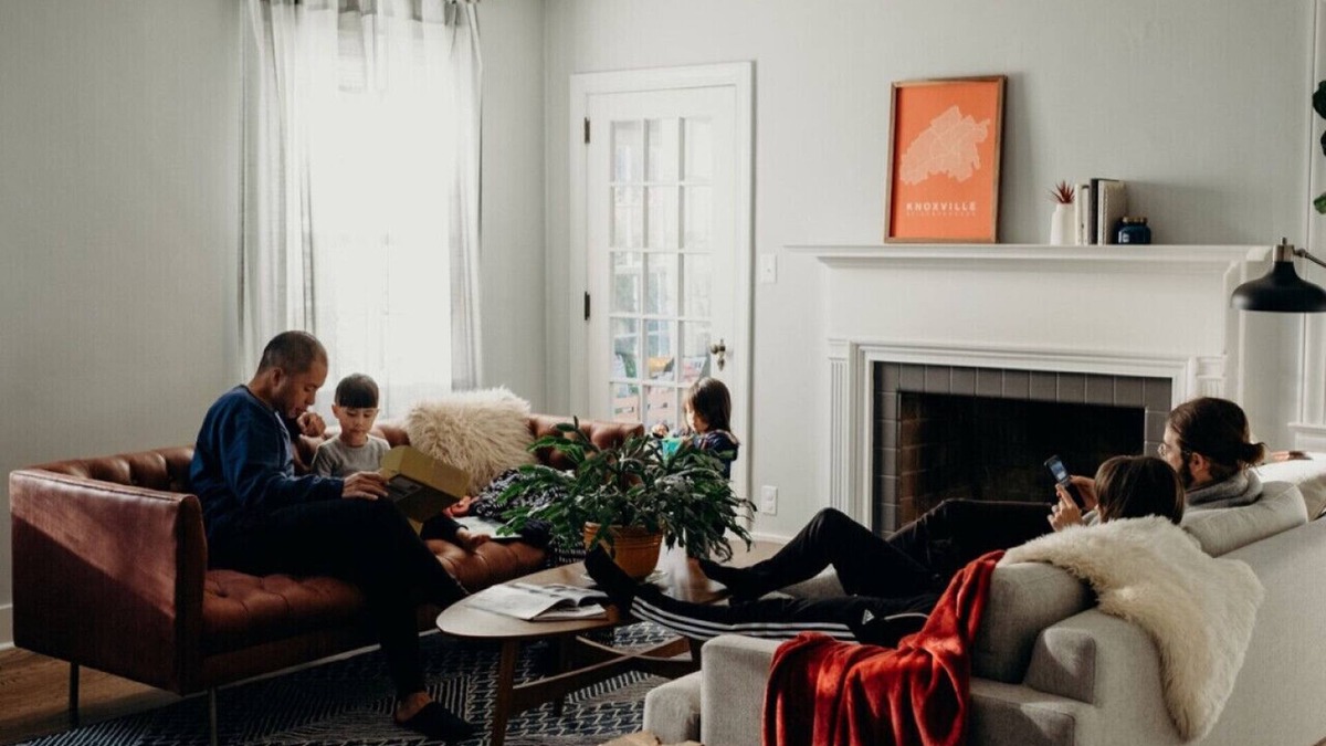 Knoxville Apartment | The Knoxville Nest: Cozy 3BR Retreat w/Fireplace