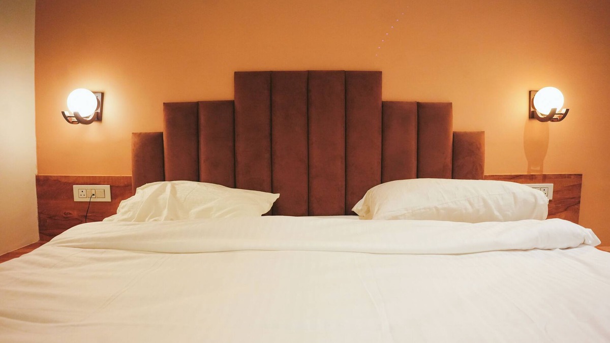 Bareilly Hotel | The Krati Resort