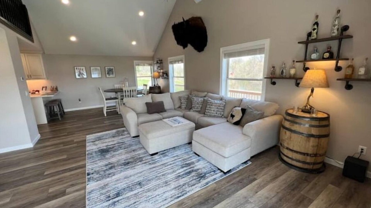 Marshall House | The Lake House