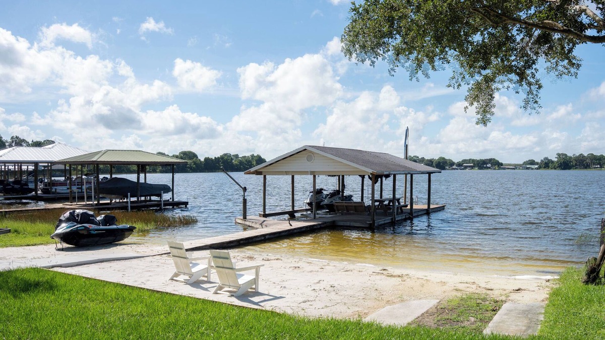 Highland Cottage | The Lake Loft at Redwater