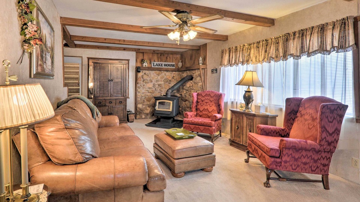 Wappapello House | 'The Lakehouse' Lovely Wappapello Country Home!