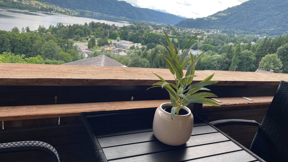 Steindorf am Ossiacher See Apartment | "The Lakeview" HAS EXPANDED: Rooftop Apartment 1. 10% discount from 7 days booking