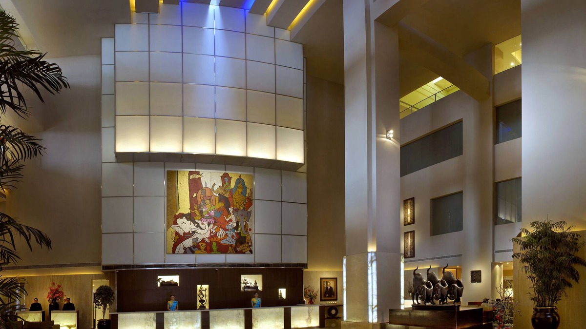 Barakhamba Hotel | The LaLiT New Delhi