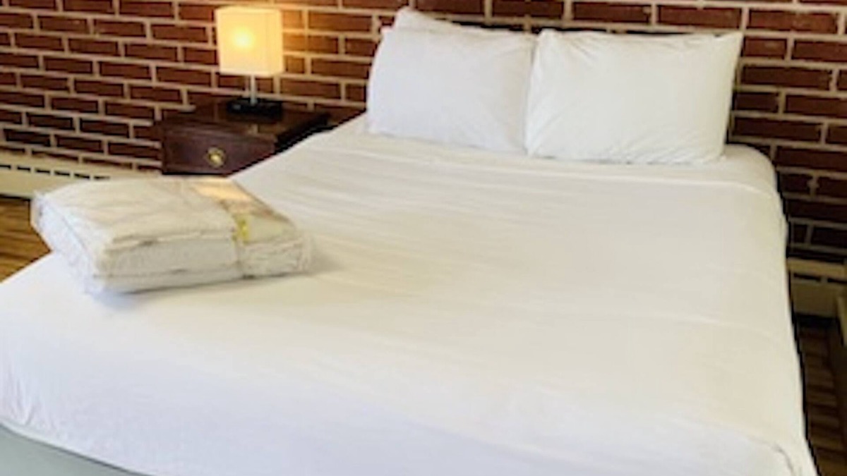 Lancaster Hotel | The Lancaster Motel