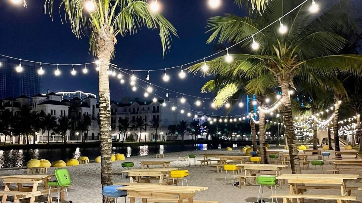 Gia Lam Apartment | The largest man-made beach in Southeast Asia.