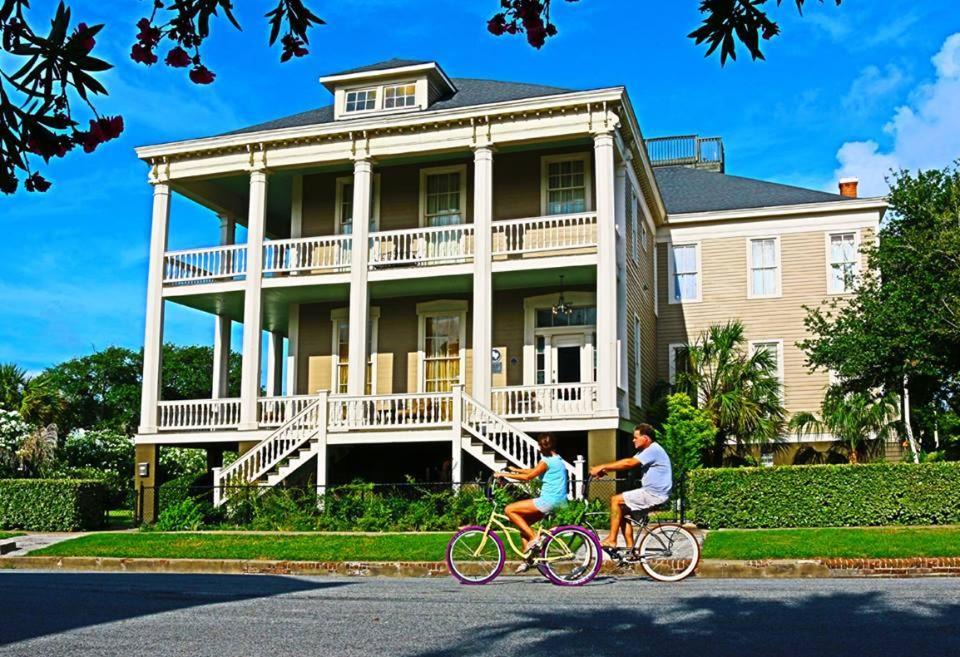 San Jacinto Bed & Breakfast | The Lasker Inn