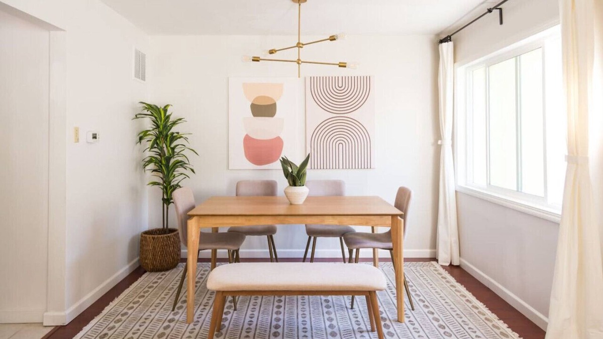 South San Mateo House | The Laurel Pad -12-Min From SFO, Tastefully Designed, Work Station