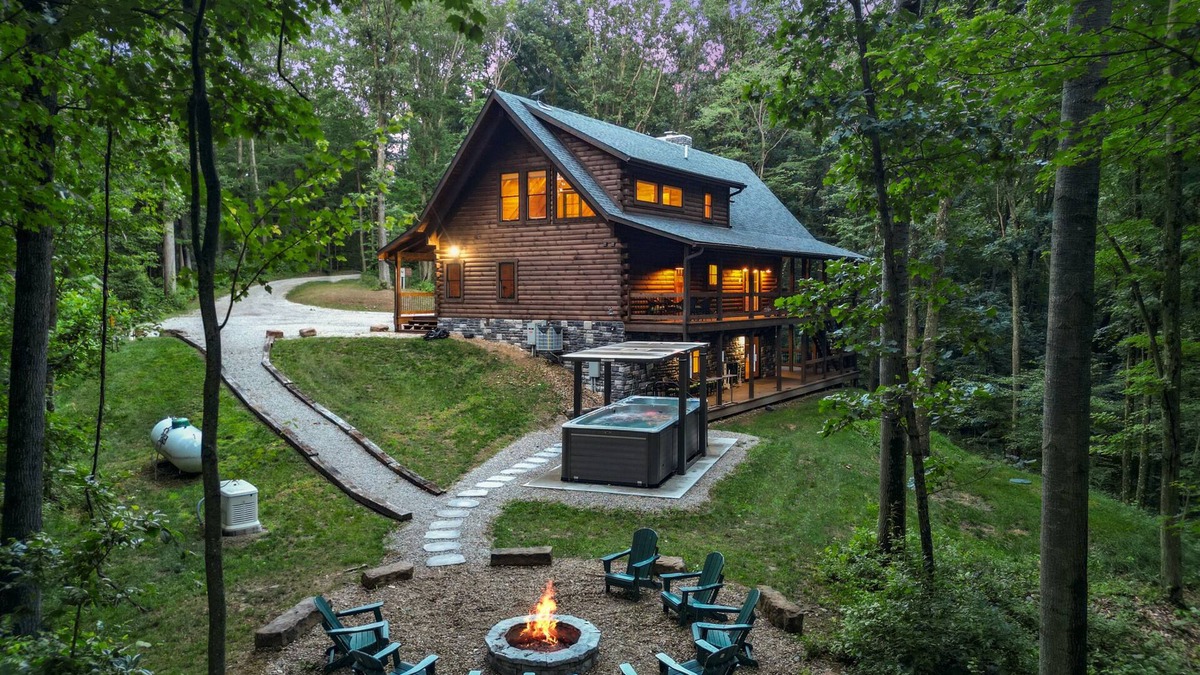 Laurelville Cabin | The Leaflet | Swim Spa | Theater Room