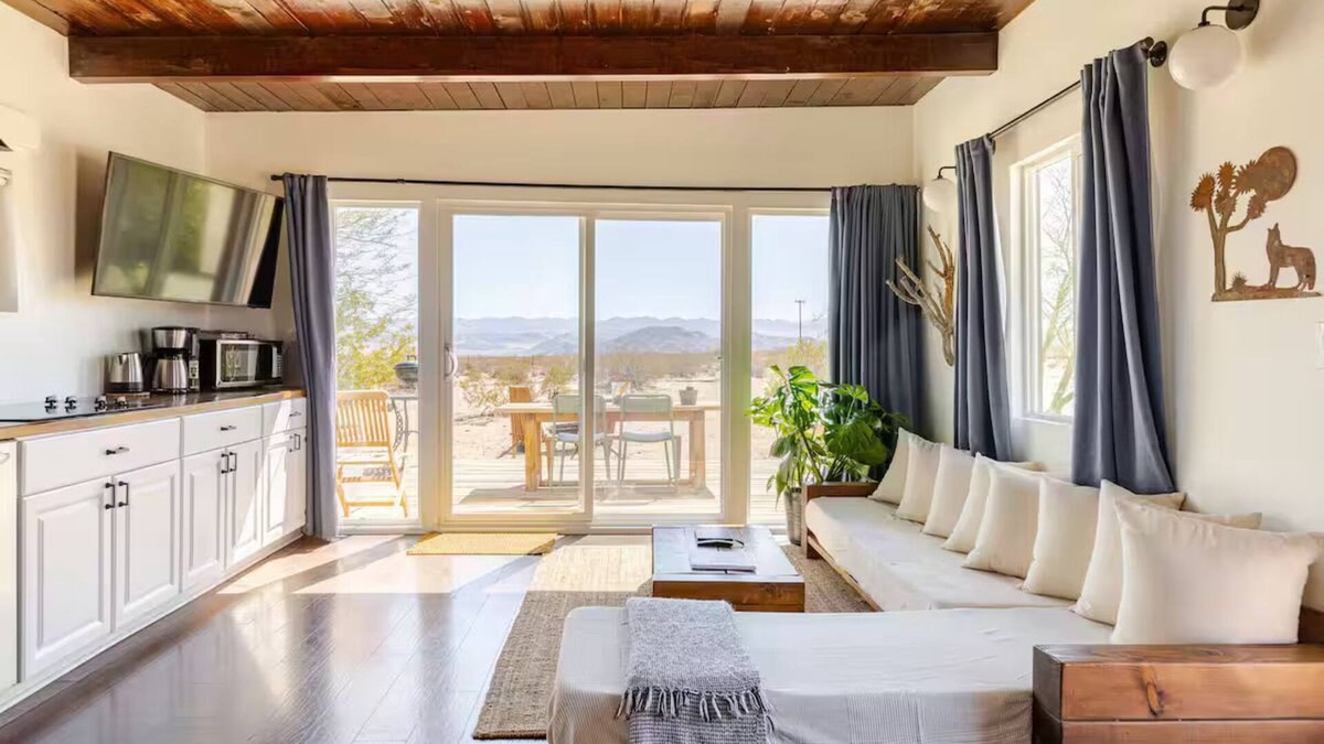 Twentynine Palms Cabin | The Leeds Cabin: A Civilization Escape