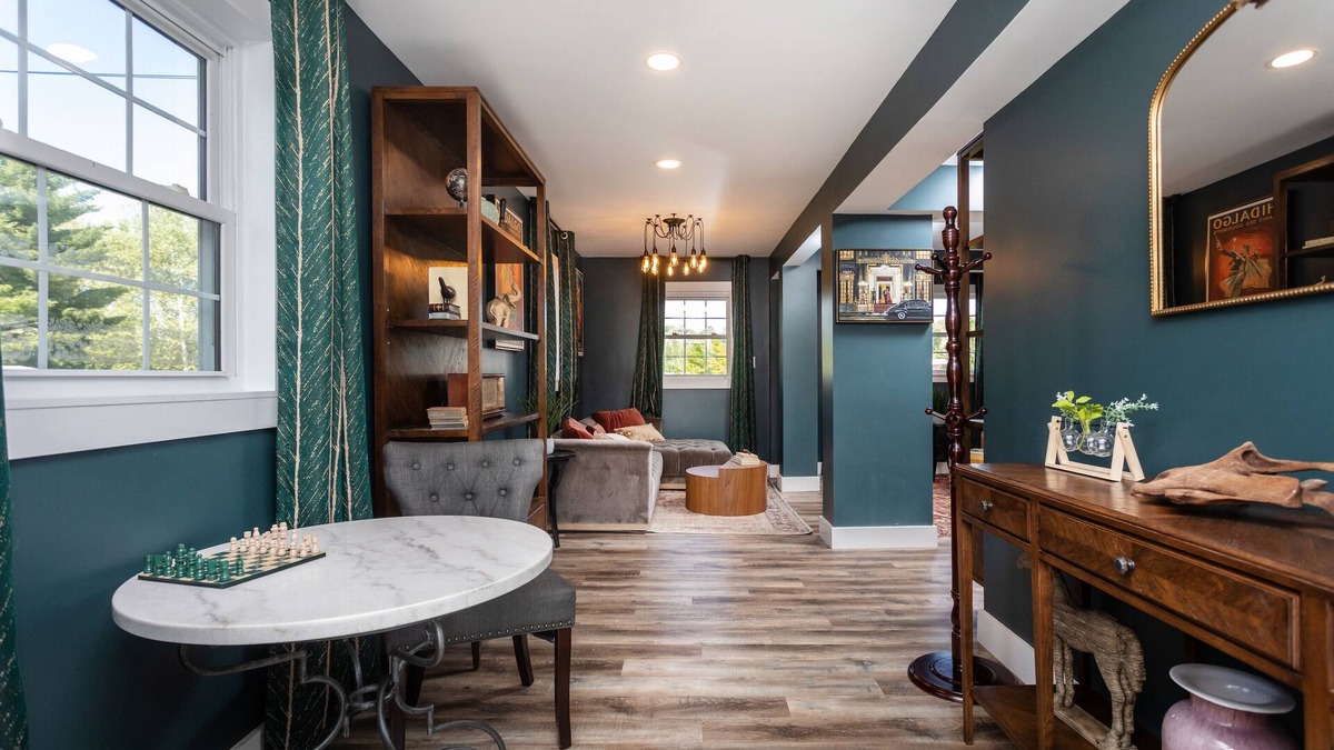 Luray Hotel | The Legacy Inn