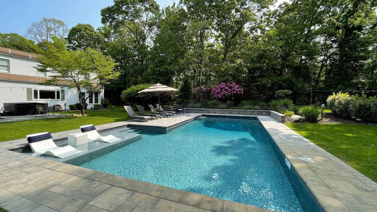Wading River House | The Lindsay Luxurious Estate: Heated Pool, Hot Tub