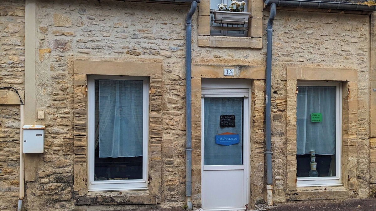 Arromanches-les-Bains House | The little sinner's house.