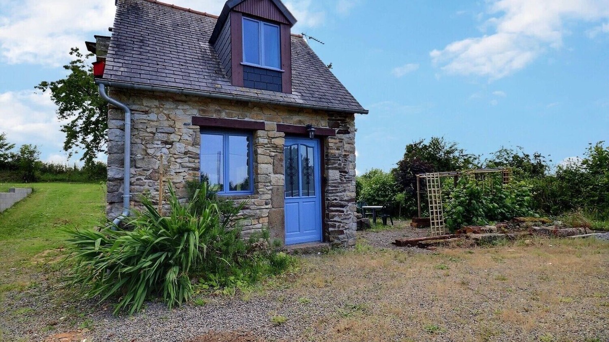 Tremblay House | The little blue house