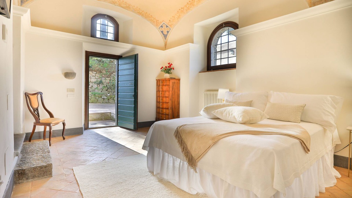 Orvieto Apartment | The Little Church in Pietra Campana | Villa in Orvieto
