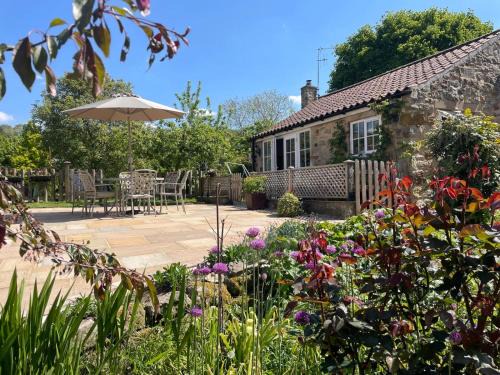 Scawton Apartment | The Little House