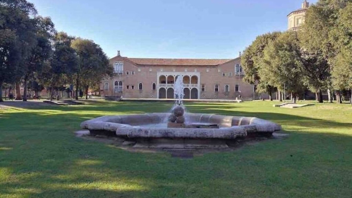 Ravenna House | The Little House in the Circle