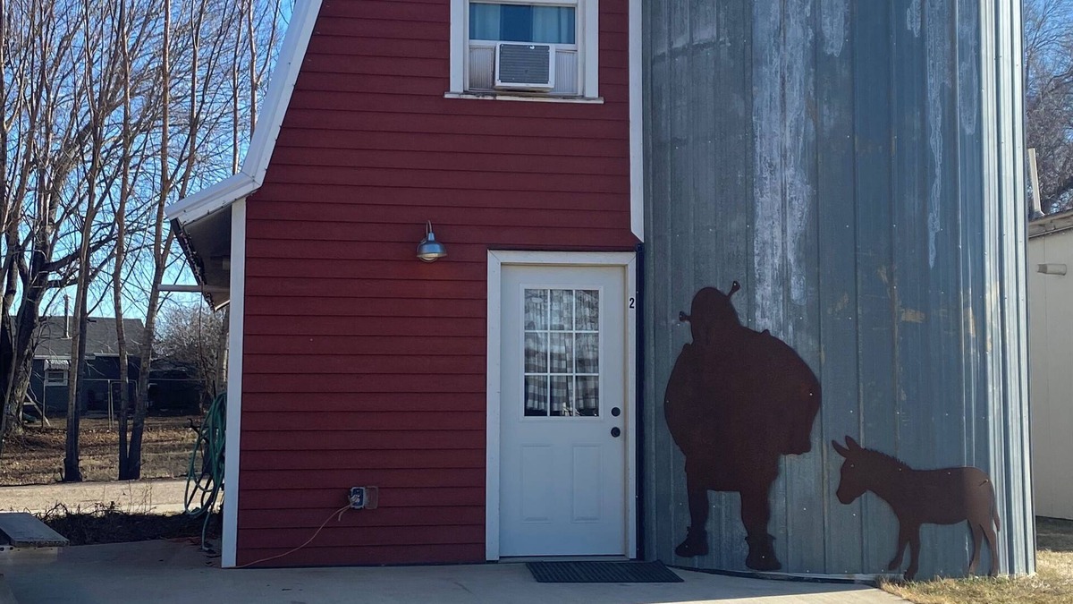 Luverne Cabin | The Little Red Barn - Lakeside Tiny Home Rental -Sleeps 4 - Spiral Staircase