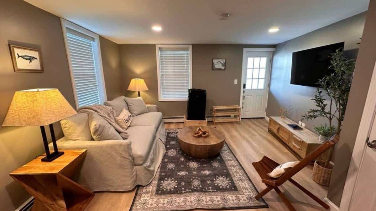 Seabrook Apartment | The Lobster Trap - Walk to Hampton & Seabrook Beach