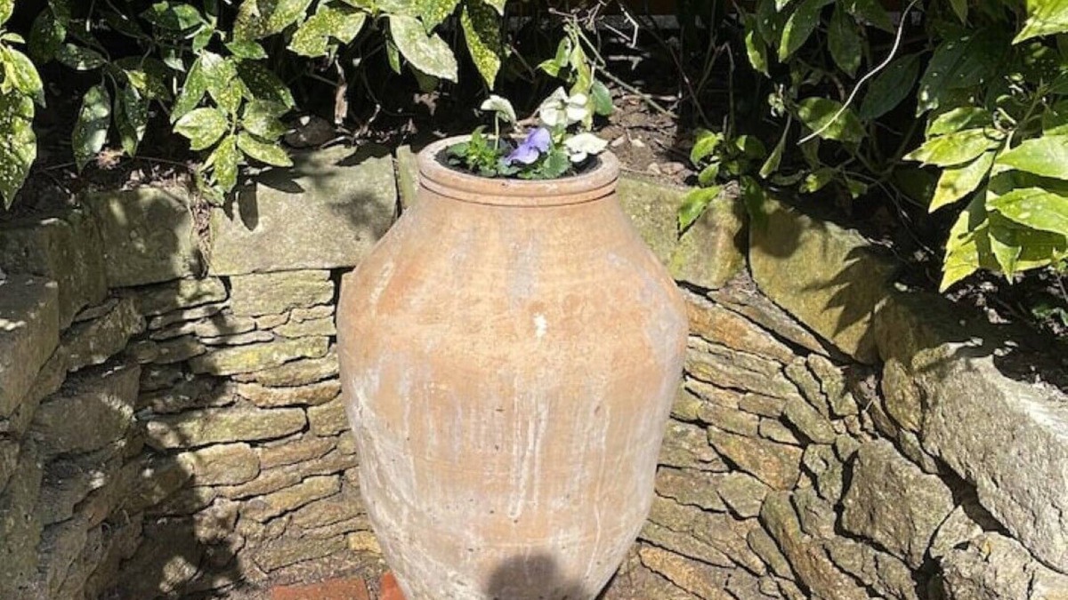 Atworth Cabin | The Lodge - a tranquil escape