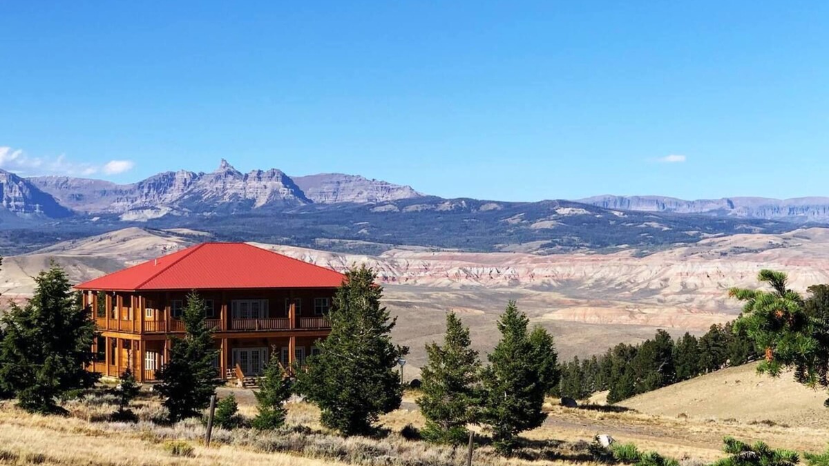 Dubois House | The Lodge at Arcady Ridge Ranch, Sleep 6-14, Mountain Views, NEW SAUNA!