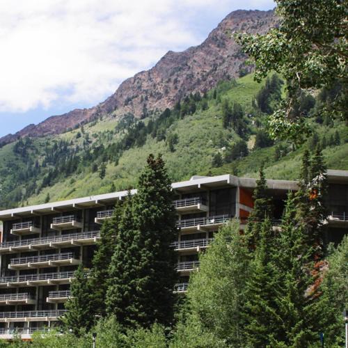 Salt Lake Mountain Resorts Cabin | The Lodge at Snowbird