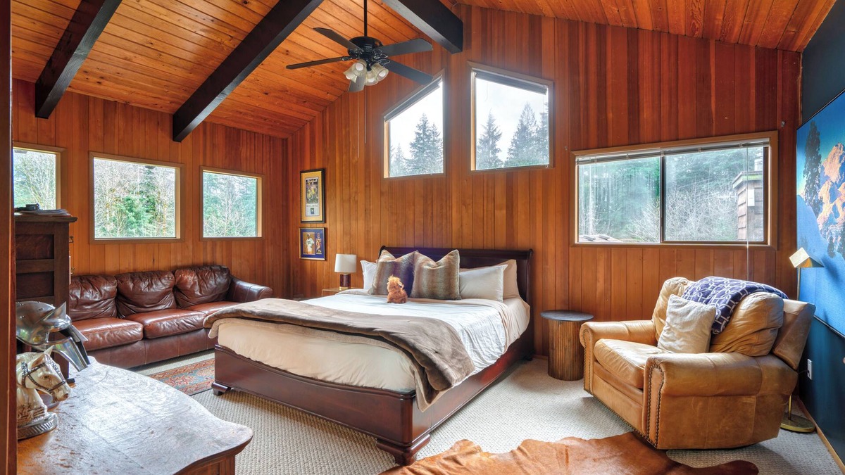 Marmot House | The Lodge at Highland Farms