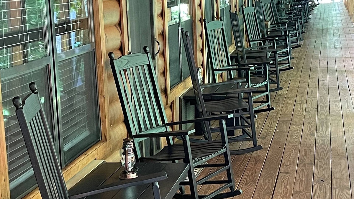 Bryson City Cabin | The Lodge Nantahala River. Bryson city, North Carolina. Suite # 9