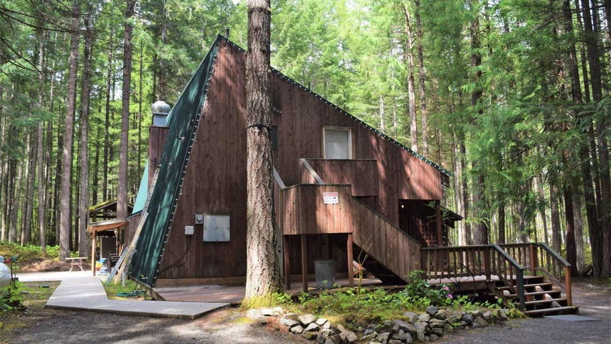 Packwood Cabin | The Lodge on Shawnee Trail | 4 Bed, 3 Bath