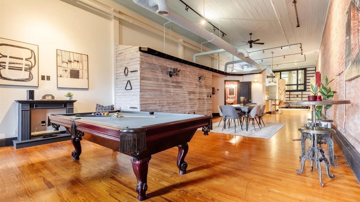 Anderson House | The Loft 23/Stay on Main St | 2 Bed, 2 Bath