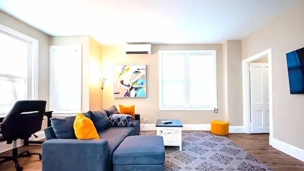 Wilmington Apartment | The Loft at Gilpin Place*King Bed*Trolley Square! by RedAwning