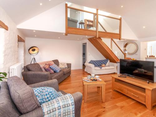Haverfordwest House | The Loft - Cottage